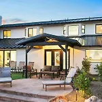 New Gold Dust Private Villa