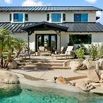 New Gold Dust Private Villa